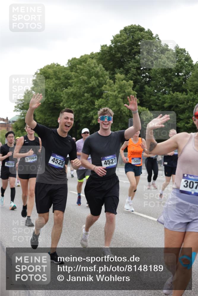 29.06.2025 - hella hamburg halbmarathon Jannik Wohlers http://msf.ph/oto/8148189 29.06.2025 10:48:57 Lombardsbrücke 1525, 1625, 2067, 2395, 2527, 2541, 2927, 3070, 3183, 3232, 3383, 3943, 4403, 4525, 4527, 4589, 4769, 4809, 5106, 5463, 6191, 6989, 7301, 7650, 7931, 7936, 8549, 9245, 9261, 10033, 10038, 10130, 10333, 10479, 10782, 10785, 11558, 11681, 12669, 13564, 13565, 14080, 14081, 14389, 14390, 15057, 16436, 16759, 17085, 17089, 17287, 17315, 17647, 17964, 18453, 18470 meine-sportfotos.de
