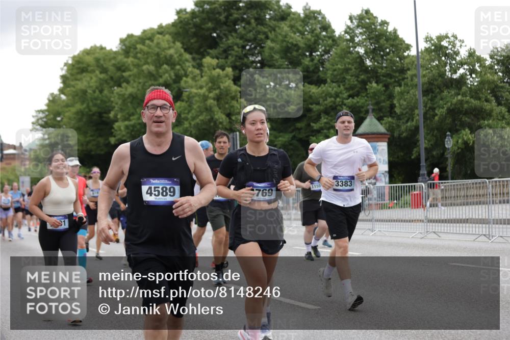 29.06.2025 - hella hamburg halbmarathon Jannik Wohlers http://msf.ph/oto/8148246 29.06.2025 10:49:02 Lombardsbrücke 1525, 1625, 1805, 2067, 2527, 2541, 2668, 2927, 3070, 3183, 3232, 3383, 3943, 4525, 4527, 4589, 4769, 4809, 5106, 5463, 6191, 6989, 7301, 7650, 7931, 7936, 8549, 9245, 9261, 10033, 10038, 10130, 10333, 10479, 11558, 11631, 11681, 12669, 13942, 14389, 14390, 15057, 15412, 16436, 16944, 17085, 17089, 17964, 18470, 18586, 19247 meine-sportfotos.de