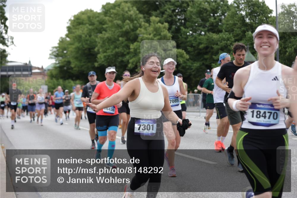 29.06.2025 - hella hamburg halbmarathon Jannik Wohlers http://msf.ph/oto/8148292 29.06.2025 10:49:03 Lombardsbrücke 1525, 1625, 1805, 2067, 2527, 2541, 2668, 2927, 3070, 3183, 3232, 3383, 3943, 4525, 4527, 4589, 4769, 4809, 5106, 5463, 6191, 6989, 7301, 7650, 7936, 8549, 9245, 9261, 10033, 10130, 10333, 10479, 11558, 11631, 12669, 13915, 13942, 14137, 14389, 14390, 14529, 15057, 15412, 16436, 16944, 17085, 17089, 17964, 18470, 18586, 19071, 19247 meine-sportfotos.de
