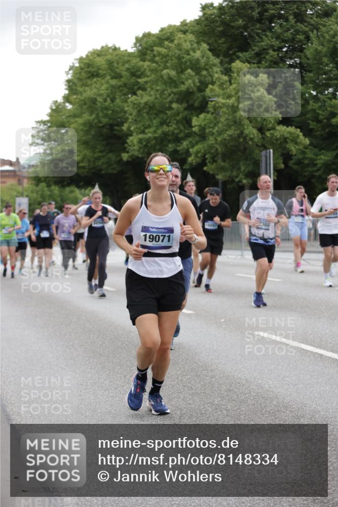 29.06.2025 - hella hamburg halbmarathon Jannik Wohlers http://msf.ph/oto/8148334 29.06.2025 10:49:12 Lombardsbrücke 1040, 1041, 1625, 1805, 1888, 2466, 2668, 2862, 2997, 3183, 3383, 3943, 4769, 5076, 5552, 5694, 6191, 6694, 7305, 7339, 7650, 7679, 9162, 9261, 10704, 11558, 11631, 12388, 13764, 13915, 13942, 14137, 14184, 14389, 14390, 14529, 15063, 15412, 15582, 16097, 16265, 16436, 16512, 16944, 16953, 17085, 17089, 17196, 18086, 18404, 18586, 18684, 19071, 19247 meine-sportfotos.de