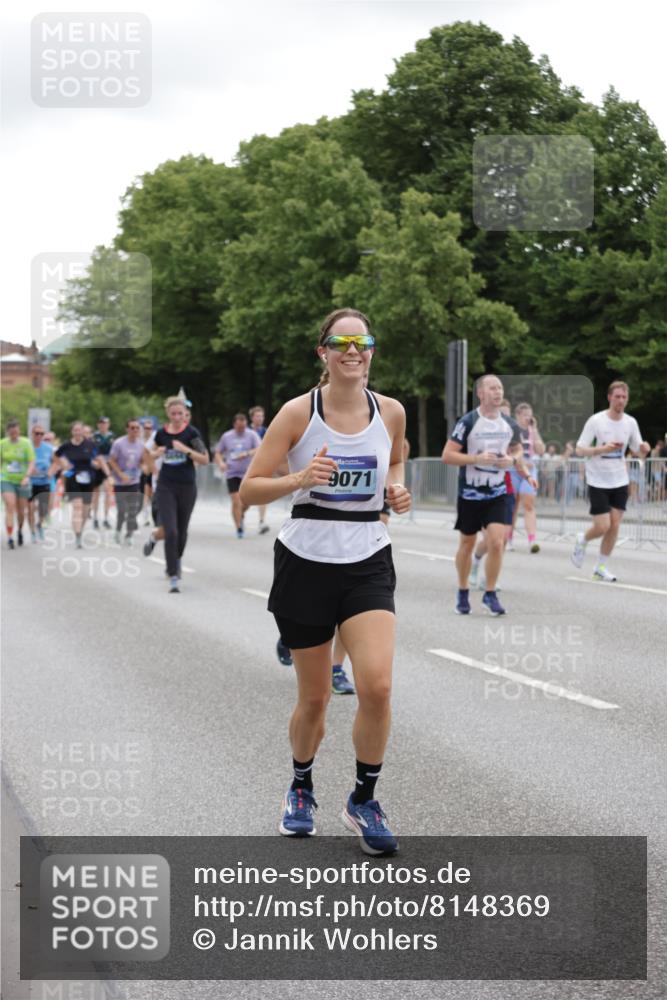 29.06.2025 - hella hamburg halbmarathon Jannik Wohlers http://msf.ph/oto/8148369 29.06.2025 10:49:12 Lombardsbrücke 1040, 1041, 1625, 1805, 1888, 2466, 2668, 2862, 2997, 3183, 3383, 3943, 4769, 5076, 5552, 5694, 6191, 6694, 7305, 7339, 7650, 7679, 9162, 9261, 10704, 11558, 11631, 12388, 13764, 13915, 13942, 14137, 14184, 14389, 14390, 14529, 15063, 15412, 15582, 16097, 16265, 16436, 16512, 16944, 16953, 17085, 17089, 17196, 18086, 18404, 18586, 18684, 19071, 19247 meine-sportfotos.de