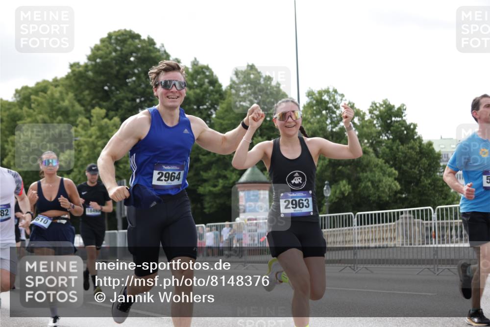 29.06.2025 - hella hamburg halbmarathon Jannik Wohlers http://msf.ph/oto/8148376 29.06.2025 10:12:05 Lombardsbrücke 1249, 1610, 1785, 1850, 2963, 2964, 3182, 3248, 3262, 3746, 4453, 4499, 4554, 5166, 5176, 5597, 5598, 6822, 6871, 6966, 7014, 8971, 9254, 9405, 10581, 10685, 13566, 13816, 14540, 14863, 14868, 15369, 16473, 18178, 18493 meine-sportfotos.de