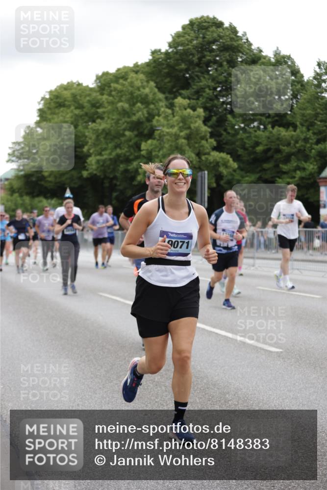29.06.2025 - hella hamburg halbmarathon Jannik Wohlers http://msf.ph/oto/8148383 29.06.2025 10:49:13 Lombardsbrücke 1040, 1041, 1625, 1805, 1888, 2466, 2668, 2862, 2997, 3183, 3383, 3943, 4769, 5076, 5552, 5694, 6191, 6694, 7305, 7339, 7650, 7679, 9162, 9261, 10403, 10704, 11558, 11631, 12388, 13764, 13915, 13942, 14137, 14184, 14214, 14389, 14390, 14529, 15063, 15412, 15582, 16097, 16265, 16512, 16944, 16953, 17196, 18086, 18404, 18586, 18684, 19071, 19247 meine-sportfotos.de