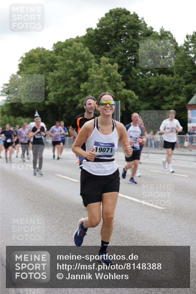 29.06.2025 - hella hamburg halbmarathon Jannik Wohlers http://msf.ph/oto/8148388 29.06.2025 10:49:13 Lombardsbrücke 1040, 1041, 1625, 1805, 1888, 2466, 2668, 2862, 2997, 3183, 3383, 3943, 4769, 5076, 5552, 5694, 6191, 6694, 7305, 7339, 7650, 7679, 9162, 9261, 10403, 10704, 11558, 11631, 12388, 13764, 13915, 13942, 14137, 14184, 14214, 14389, 14390, 14529, 15063, 15412, 15582, 16097, 16265, 16512, 16944, 16953, 17196, 18086, 18404, 18586, 18684, 19071, 19247 meine-sportfotos.de