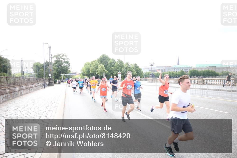 29.06.2025 - hella hamburg halbmarathon Jannik Wohlers http://msf.ph/oto/8148420 29.06.2025 10:17:34 Lombardsbrücke 1159, 1160, 1268, 1325, 1622, 1641, 2147, 2931, 3138, 3977, 5004, 5290, 5611, 5733, 7094, 7641, 7649, 7838, 7882, 7883, 8128, 8248, 8607, 8799, 9400, 9539, 9717, 9734, 9798, 9964, 10174, 10332, 10509, 10831, 10946, 11156, 11275, 11352, 11450, 11656, 11916, 11949, 12274, 12401, 12553, 12598, 12752, 13681, 13843, 14013, 14420, 14496, 14701, 14738, 14795, 14825, 14831, 15182, 15183, 15203, 15322, 15614, 16038, 16576, 16644, 16707, 16792, 17270, 17616 meine-sportfotos.de