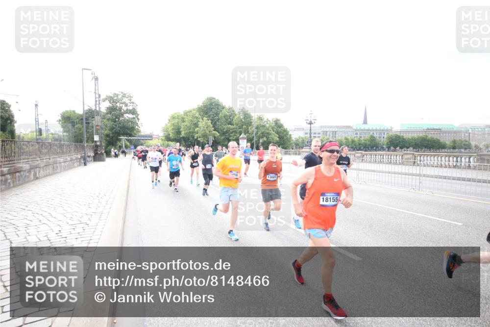 29.06.2025 - hella hamburg halbmarathon Jannik Wohlers http://msf.ph/oto/8148466 29.06.2025 10:17:35 Lombardsbrücke 1159, 1160, 1268, 1325, 1622, 1641, 1982, 2147, 2931, 3138, 3977, 5004, 5290, 5611, 5733, 6270, 7094, 7641, 7649, 7838, 7882, 7883, 8128, 8248, 8607, 8799, 9539, 9717, 9734, 9798, 9964, 10174, 10332, 10509, 10831, 10946, 11156, 11275, 11352, 11450, 11656, 11916, 11949, 12274, 12401, 12553, 12598, 12752, 13681, 13843, 14013, 14420, 14496, 14701, 14738, 14795, 14825, 14831, 15182, 15183, 15203, 15322, 15343, 15614, 16038, 16576, 16644, 16707, 16792, 16829, 17270 meine-sportfotos.de