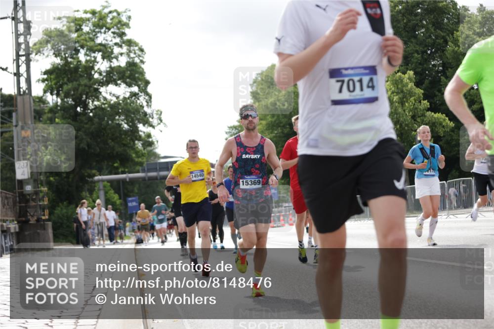 29.06.2025 - hella hamburg halbmarathon Jannik Wohlers http://msf.ph/oto/8148476 29.06.2025 10:12:10 Lombardsbrücke 1249, 1610, 1785, 1850, 2531, 2963, 2964, 3182, 3248, 3262, 4453, 4499, 4554, 5150, 5166, 5597, 5598, 6822, 6966, 7014, 8971, 9254, 10581, 10685, 12456, 13566, 13816, 14540, 14868, 14869, 15369, 16473, 16826, 16911, 18178, 18493 meine-sportfotos.de