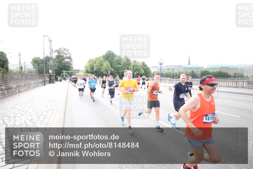 29.06.2025 - hella hamburg halbmarathon Jannik Wohlers http://msf.ph/oto/8148484 29.06.2025 10:17:36 Lombardsbrücke 1159, 1160, 1268, 1325, 1554, 1622, 1641, 1982, 2147, 2931, 3138, 3977, 5004, 5290, 5611, 5733, 6270, 7094, 7641, 7649, 7838, 7882, 7883, 8128, 8248, 8607, 8799, 9539, 9717, 9734, 9798, 9844, 9964, 10174, 10332, 10509, 10831, 10946, 11156, 11275, 11352, 11450, 11656, 11916, 11949, 12274, 12401, 12553, 12598, 12752, 13681, 13843, 14013, 14420, 14496, 14701, 14738, 14795, 14825, 14831, 15182, 15183, 15203, 15322, 15343, 15614, 16038, 16576, 16644, 16707, 16792, 16829 meine-sportfotos.de