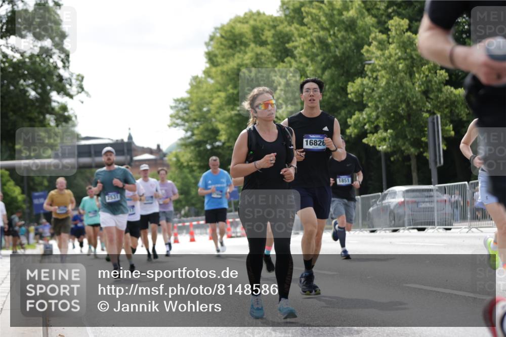 29.06.2025 - hella hamburg halbmarathon Jannik Wohlers http://msf.ph/oto/8148586 29.06.2025 10:12:15 Lombardsbrücke 1249, 1610, 1785, 1851, 1939, 2531, 2891, 2963, 2964, 3182, 3248, 3262, 4453, 4554, 5150, 5166, 5597, 5598, 7014, 7907, 8917, 8971, 9254, 10581, 11025, 12456, 13566, 13816, 14540, 14869, 15012, 15369, 16473, 16826, 16911, 17994, 18178, 18493 meine-sportfotos.de