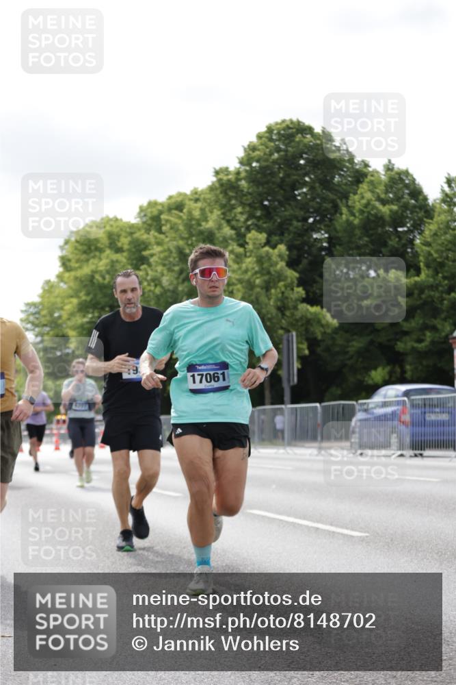 29.06.2025 - hella hamburg halbmarathon Jannik Wohlers http://msf.ph/oto/8148702 29.06.2025 10:12:24 Lombardsbrücke 1020, 1051, 1249, 1851, 1939, 2531, 2891, 2942, 4532, 5150, 6207, 7907, 8917, 8971, 10067, 10402, 11025, 11720, 12456, 13566, 13816, 14540, 14869, 15012, 15369, 15531, 16323, 16826, 16911, 17061, 17994, 18178, 18530 meine-sportfotos.de