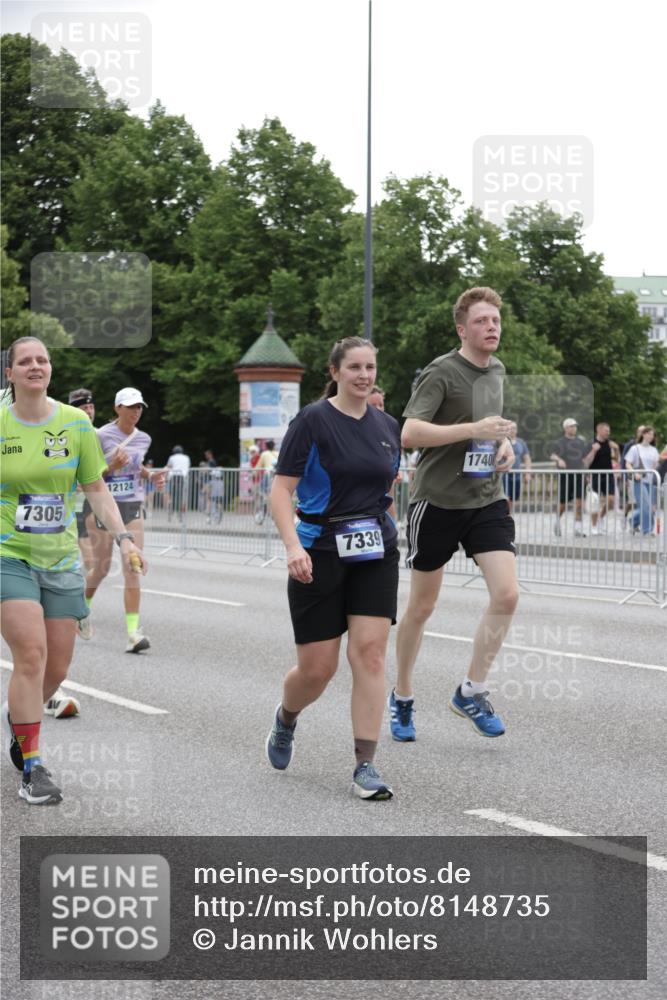 29.06.2025 - hella hamburg halbmarathon Jannik Wohlers http://msf.ph/oto/8148735 29.06.2025 10:49:26 Lombardsbrücke 1040, 1041, 1487, 1511, 1888, 2212, 2466, 2862, 2997, 4870, 5076, 5552, 5694, 5749, 6694, 7366, 7679, 8065, 9015, 9162, 10403, 10683, 10704, 12124, 13309, 13764, 14184, 14214, 14545, 14692, 15063, 15582, 15633, 16097, 16265, 16512, 16953, 16975, 17196, 17408, 18086, 18404, 18684 meine-sportfotos.de