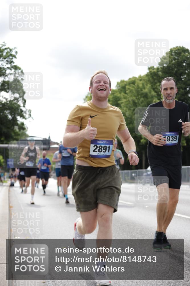 29.06.2025 - hella hamburg halbmarathon Jannik Wohlers http://msf.ph/oto/8148743 29.06.2025 10:12:25 Lombardsbrücke 1020, 1051, 1249, 1851, 1939, 2531, 2891, 2942, 4532, 5150, 6207, 7907, 8917, 8971, 10067, 10402, 11025, 11720, 12456, 13566, 13816, 14540, 14869, 15012, 15531, 16323, 16826, 16911, 17061, 17994, 18178, 18530 meine-sportfotos.de