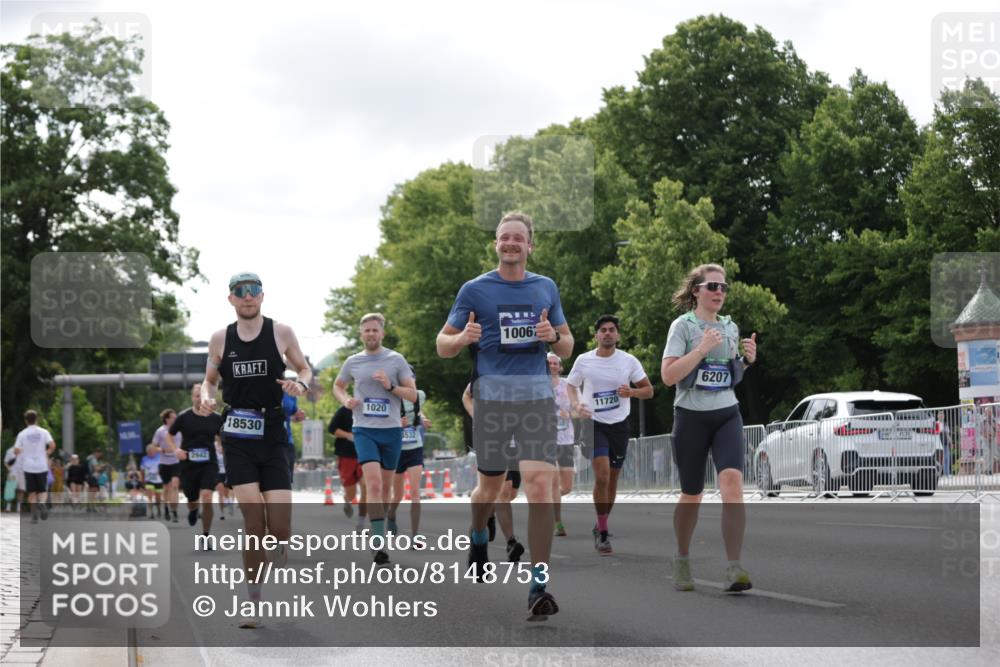 29.06.2025 - hella hamburg halbmarathon Jannik Wohlers http://msf.ph/oto/8148753 29.06.2025 10:12:27 Lombardsbrücke 1020, 1051, 1851, 1939, 2531, 2891, 2942, 4532, 5150, 6207, 7873, 7907, 8917, 10067, 10402, 11025, 11720, 12456, 14404, 14869, 15012, 15531, 16323, 16826, 16911, 17061, 17994, 18530 meine-sportfotos.de