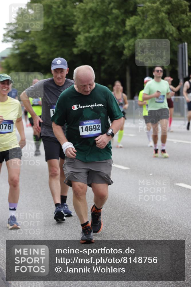 29.06.2025 - hella hamburg halbmarathon Jannik Wohlers http://msf.ph/oto/8148756 29.06.2025 10:49:33 Lombardsbrücke 1487, 1511, 2212, 2997, 4090, 4870, 5076, 5749, 5751, 7366, 8065, 8254, 9015, 9940, 10403, 10683, 11030, 11760, 12124, 13309, 13381, 13744, 14214, 14505, 14545, 14692, 15626, 15633, 16265, 16365, 16975, 17408, 18086, 18961 meine-sportfotos.de