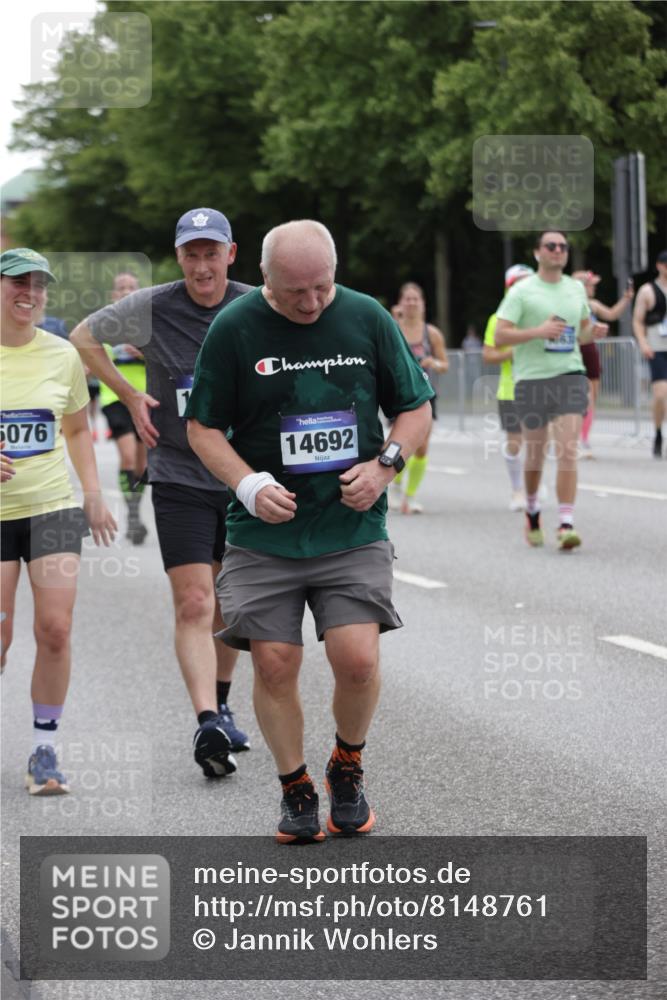 29.06.2025 - hella hamburg halbmarathon Jannik Wohlers http://msf.ph/oto/8148761 29.06.2025 10:49:33 Lombardsbrücke 1487, 1511, 2212, 2997, 4090, 4870, 5076, 5749, 5751, 7366, 8065, 8254, 9015, 9940, 10403, 10683, 11030, 11760, 12124, 13309, 13381, 13744, 14214, 14505, 14545, 14692, 15626, 15633, 16265, 16365, 16975, 17408, 18086, 18961 meine-sportfotos.de