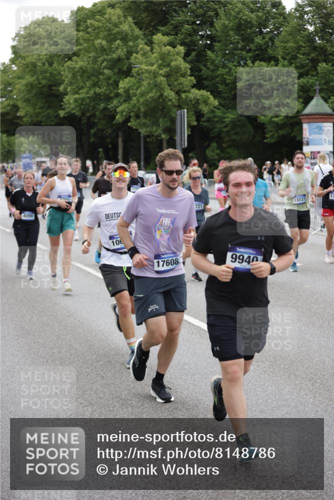 29.06.2025 - hella hamburg halbmarathon Jannik Wohlers http://msf.ph/oto/8148786 29.06.2025 10:49:43 Lombardsbrücke 1487, 1511, 3701, 3710, 3805, 4090, 4168, 5749, 5751, 5997, 6680, 6830, 7721, 7722, 7755, 8254, 9605, 9940, 10060, 10286, 10617, 11030, 11716, 11760, 12079, 13127, 13128, 13309, 13381, 13744, 13846, 14144, 14505, 15626, 15633, 16365, 16410, 16412, 16635, 17256, 18961, 19058, 19086 meine-sportfotos.de