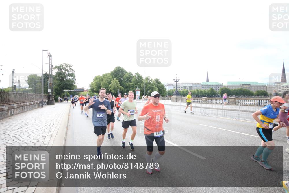 29.06.2025 - hella hamburg halbmarathon Jannik Wohlers http://msf.ph/oto/8148789 29.06.2025 10:17:46 Lombardsbrücke 1159, 1160, 1268, 1325, 1554, 1982, 2087, 2147, 2335, 2634, 2931, 3125, 3321, 3482, 3977, 4710, 4738, 4804, 6270, 7094, 7641, 7649, 7838, 7882, 7883, 8067, 8248, 8607, 9539, 9717, 9734, 9834, 9844, 10332, 10908, 10946, 11352, 11450, 11949, 12274, 12498, 12598, 12752, 12939, 13619, 13681, 14320, 14496, 14795, 14831, 15182, 15183, 15343, 15614, 16109, 16644, 16792, 16829, 18145, 18677 meine-sportfotos.de