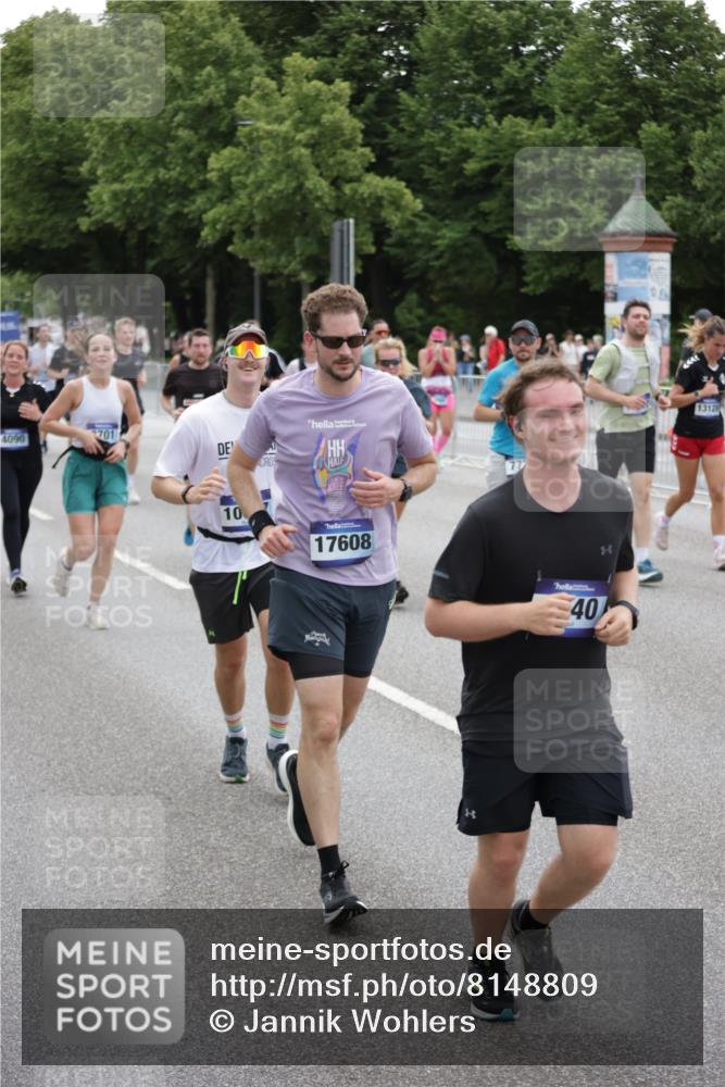 29.06.2025 - hella hamburg halbmarathon Jannik Wohlers http://msf.ph/oto/8148809 29.06.2025 10:49:43 Lombardsbrücke 1487, 1511, 3701, 3710, 3805, 4090, 4168, 5749, 5751, 5997, 6680, 6830, 7721, 7722, 7755, 8254, 9605, 9940, 10060, 10286, 10617, 11030, 11716, 11760, 12079, 13127, 13128, 13309, 13381, 13744, 13846, 14144, 14505, 15626, 15633, 16365, 16410, 16412, 16635, 17256, 18961, 19058, 19086 meine-sportfotos.de