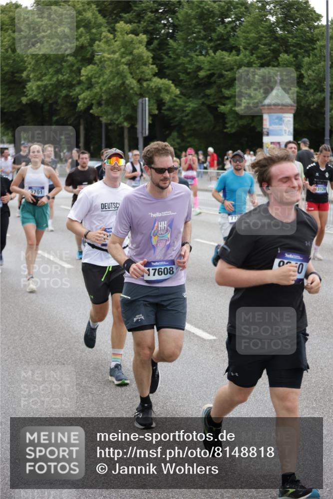 29.06.2025 - hella hamburg halbmarathon Jannik Wohlers http://msf.ph/oto/8148818 29.06.2025 10:49:43 Lombardsbrücke 1487, 1511, 3701, 3710, 3805, 4090, 4168, 5749, 5751, 5997, 6680, 6830, 7721, 7722, 7755, 8254, 9605, 9940, 10060, 10286, 10617, 11030, 11716, 11760, 12079, 13127, 13128, 13309, 13381, 13744, 13846, 14144, 14505, 15626, 15633, 16365, 16410, 16412, 16635, 17256, 18961, 19058, 19086 meine-sportfotos.de