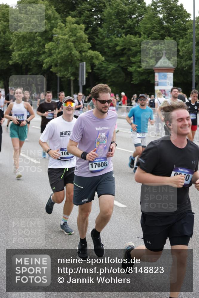 29.06.2025 - hella hamburg halbmarathon Jannik Wohlers http://msf.ph/oto/8148823 29.06.2025 10:49:43 Lombardsbrücke 1487, 1511, 3701, 3710, 3805, 4090, 4168, 5749, 5751, 5997, 6680, 6830, 7721, 7722, 7755, 8254, 9605, 9940, 10060, 10286, 10617, 11030, 11716, 11760, 12079, 13127, 13128, 13309, 13381, 13744, 13846, 14144, 14505, 15626, 15633, 16365, 16410, 16412, 16635, 17256, 18961, 19058, 19086 meine-sportfotos.de