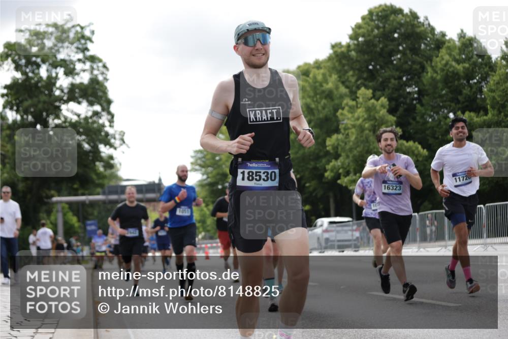 29.06.2025 - hella hamburg halbmarathon Jannik Wohlers http://msf.ph/oto/8148825 29.06.2025 10:12:28 Lombardsbrücke 1020, 1051, 1851, 1939, 2531, 2891, 2942, 4532, 6207, 7873, 7907, 8917, 10067, 10402, 11025, 11720, 14404, 14869, 15012, 15531, 16323, 16826, 16911, 17061, 17994, 18530 meine-sportfotos.de