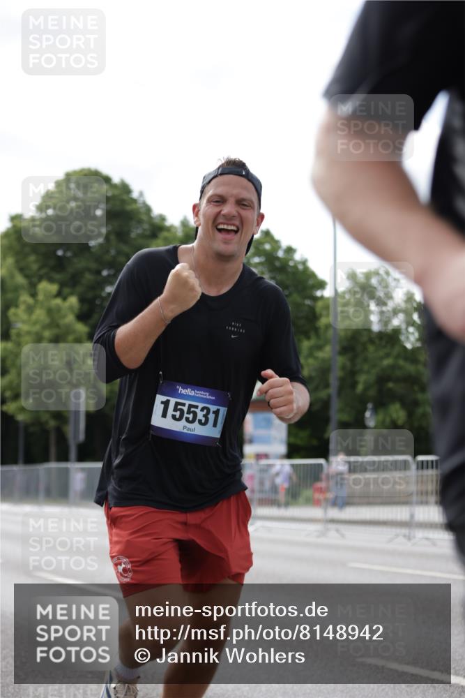 29.06.2025 - hella hamburg halbmarathon Jannik Wohlers http://msf.ph/oto/8148942 29.06.2025 10:12:33 Lombardsbrücke 1020, 1051, 1851, 1939, 2942, 4532, 6207, 7873, 8398, 8405, 8917, 9141, 10067, 10402, 11025, 11720, 14404, 15012, 15531, 16255, 16323, 17061, 17699, 17994, 18320, 18530 meine-sportfotos.de