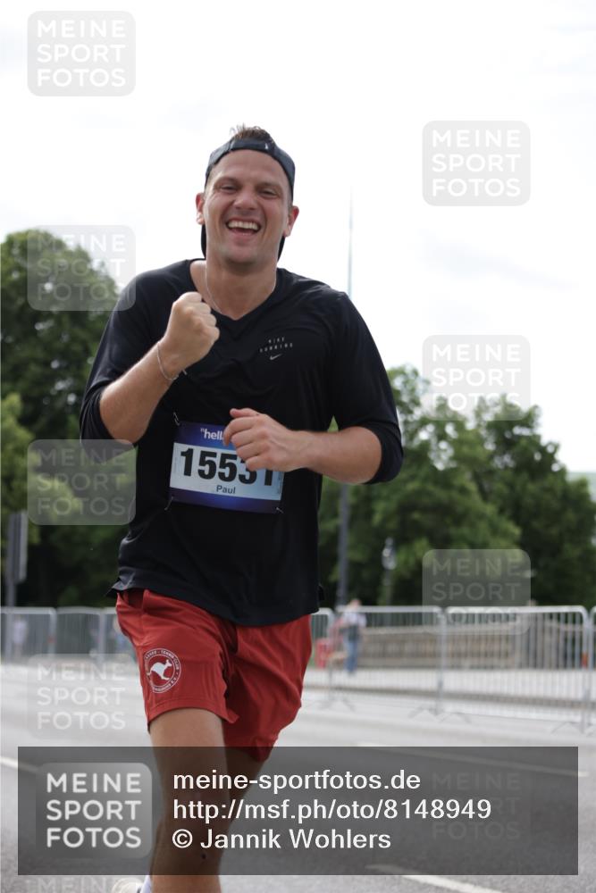 29.06.2025 - hella hamburg halbmarathon Jannik Wohlers http://msf.ph/oto/8148949 29.06.2025 10:12:33 Lombardsbrücke 1020, 1051, 1851, 1939, 2942, 4532, 6207, 7873, 8398, 8405, 8917, 9141, 10067, 10402, 11025, 11720, 14404, 15012, 15531, 16255, 16323, 17061, 17699, 17994, 18320, 18530 meine-sportfotos.de