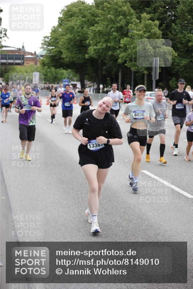 29.06.2025 - hella hamburg halbmarathon Jannik Wohlers http://msf.ph/oto/8149010 29.06.2025 10:49:47 Lombardsbrücke 3701, 3710, 3805, 3897, 4090, 4168, 5119, 5749, 5751, 5997, 6680, 6830, 7721, 7722, 7755, 8254, 9605, 9940, 10060, 10286, 10617, 11030, 11426, 11696, 11716, 11760, 12079, 13127, 13128, 13309, 13381, 13744, 13846, 14144, 14505, 14940, 15626, 16365, 16410, 16412, 16635, 17256, 18961, 19058, 19086 meine-sportfotos.de