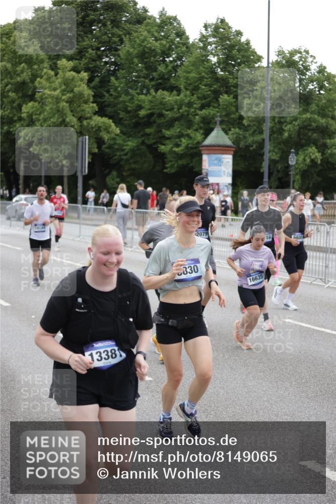 29.06.2025 - hella hamburg halbmarathon Jannik Wohlers http://msf.ph/oto/8149065 29.06.2025 10:49:48 Lombardsbrücke 3203, 3701, 3710, 3805, 3897, 4090, 4168, 5119, 5751, 5997, 6680, 6830, 7721, 7722, 7755, 8254, 9605, 9940, 10060, 10286, 10617, 11030, 11426, 11696, 11716, 11760, 12079, 13127, 13128, 13381, 13744, 13846, 13887, 14144, 14505, 14940, 15626, 16365, 16410, 16412, 16635, 17256, 18961, 19058, 19086 meine-sportfotos.de