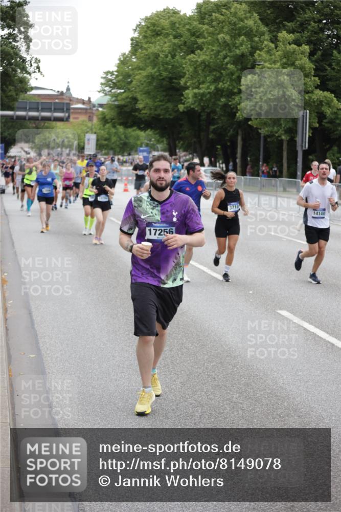 29.06.2025 - hella hamburg halbmarathon Jannik Wohlers http://msf.ph/oto/8149078 29.06.2025 10:49:49 Lombardsbrücke 3203, 3701, 3710, 3805, 3897, 4090, 4168, 5119, 5997, 6680, 6830, 7721, 7722, 7755, 8254, 9605, 9940, 10060, 10286, 10617, 11030, 11426, 11696, 11716, 11760, 12079, 13127, 13128, 13381, 13744, 13846, 13887, 14144, 14505, 14940, 15626, 16410, 16412, 16635, 17256, 18961, 19058, 19086 meine-sportfotos.de