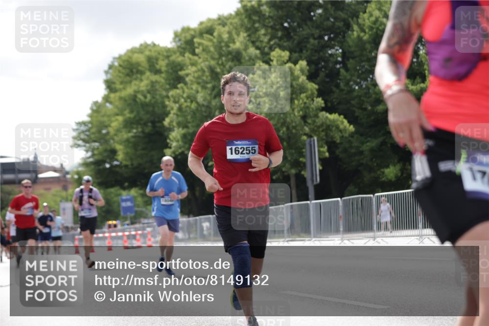 29.06.2025 - hella hamburg halbmarathon Jannik Wohlers http://msf.ph/oto/8149132 29.06.2025 10:12:40 Lombardsbrücke 1020, 1051, 2942, 4532, 7873, 8398, 8405, 9141, 10067, 10402, 11720, 14404, 15531, 16030, 16255, 16323, 16437, 17699, 17988, 18048, 18320, 18530, 18732 meine-sportfotos.de