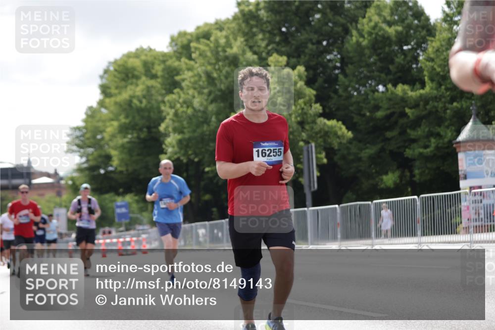 29.06.2025 - hella hamburg halbmarathon Jannik Wohlers http://msf.ph/oto/8149143 29.06.2025 10:12:40 Lombardsbrücke 1020, 1051, 2942, 4532, 7873, 8398, 8405, 9141, 10067, 10402, 11720, 14404, 15531, 16030, 16255, 16323, 16437, 17699, 17988, 18048, 18320, 18530, 18732 meine-sportfotos.de
