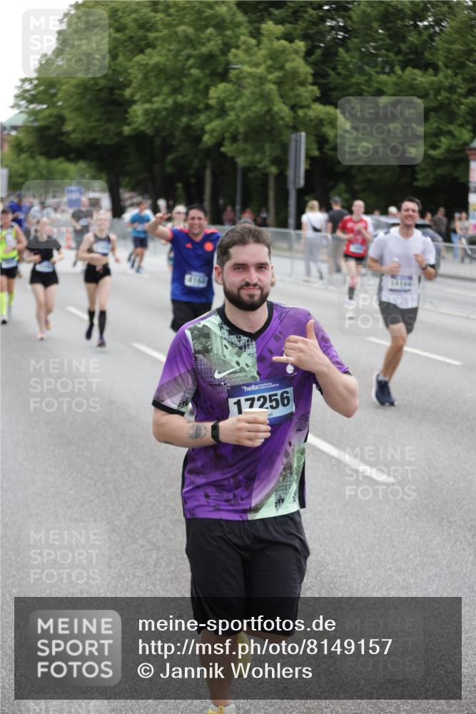 29.06.2025 - hella hamburg halbmarathon Jannik Wohlers http://msf.ph/oto/8149157 29.06.2025 10:49:50 Lombardsbrücke 2047, 3203, 3680, 3701, 3710, 3805, 3897, 4090, 4168, 5119, 5997, 6680, 6830, 7721, 7722, 7755, 8254, 9605, 9940, 10060, 10286, 10617, 11030, 11426, 11696, 11716, 11760, 12079, 13127, 13128, 13381, 13744, 13846, 13887, 14144, 14505, 14940, 15230, 15626, 16410, 16412, 16635, 17256, 18961, 19058, 19086 meine-sportfotos.de