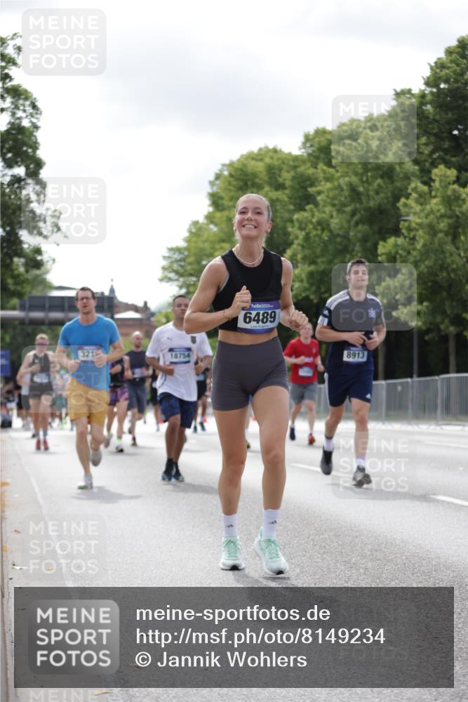29.06.2025 - hella hamburg halbmarathon Jannik Wohlers http://msf.ph/oto/8149234 29.06.2025 10:12:49 Lombardsbrücke 1007, 1747, 1859, 2961, 3218, 3360, 3728, 6489, 8398, 8405, 8913, 9141, 9527, 12492, 15922, 16030, 16255, 16437, 17474, 17699, 17988, 18048, 18320, 18732, 18754 meine-sportfotos.de