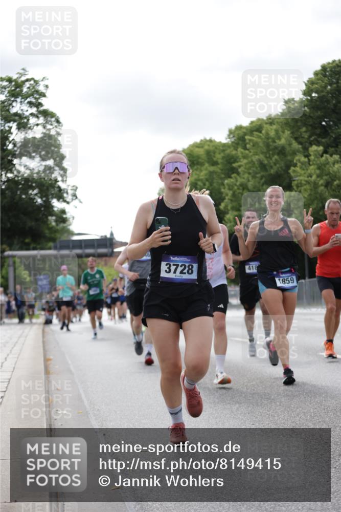 29.06.2025 - hella hamburg halbmarathon Jannik Wohlers http://msf.ph/oto/8149415 29.06.2025 10:12:56 Lombardsbrücke 1007, 1747, 1859, 2961, 3218, 3360, 3728, 3729, 4187, 5546, 6489, 7346, 7460, 8913, 9527, 9612, 12492, 13331, 15922, 16030, 16437, 17474, 17988, 18048, 18222, 18732, 18754, 19035 meine-sportfotos.de