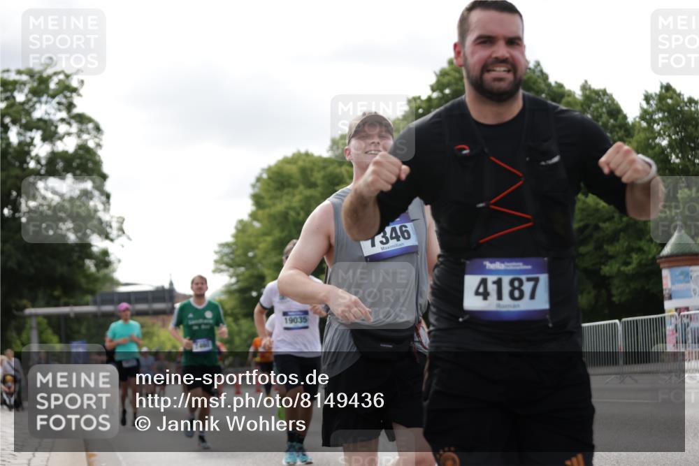 29.06.2025 - hella hamburg halbmarathon Jannik Wohlers http://msf.ph/oto/8149436 29.06.2025 10:12:59 Lombardsbrücke 1007, 1747, 1859, 2961, 3218, 3360, 3728, 3729, 4187, 4950, 5546, 6489, 6724, 7346, 7446, 7447, 7460, 8913, 9527, 9612, 12492, 13331, 13928, 15922, 17474, 17988, 18222, 18732, 18754, 19035 meine-sportfotos.de