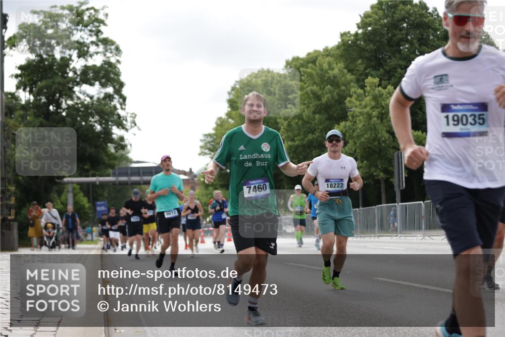 29.06.2025 - hella hamburg halbmarathon Jannik Wohlers http://msf.ph/oto/8149473 29.06.2025 10:13:01 Lombardsbrücke 1007, 1747, 1859, 2961, 3218, 3360, 3728, 3729, 4187, 4950, 5546, 6489, 6724, 7346, 7446, 7447, 7460, 8279, 8913, 9527, 9612, 12492, 13331, 13928, 15922, 17474, 17988, 18222, 18231, 18732, 18754, 19035 meine-sportfotos.de