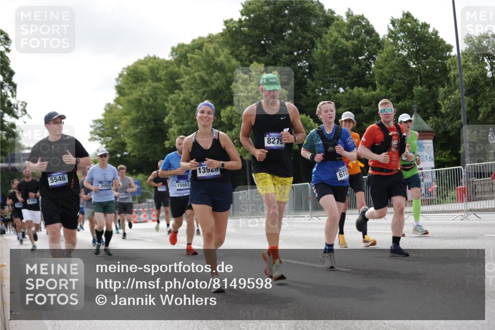 29.06.2025 - hella hamburg halbmarathon Jannik Wohlers http://msf.ph/oto/8149598 29.06.2025 10:13:08 Lombardsbrücke 1007, 1859, 2055, 2721, 2904, 3729, 4187, 4795, 4950, 5232, 5546, 6026, 6717, 6724, 7346, 7446, 7447, 7460, 7913, 8279, 9128, 9527, 9612, 12928, 12929, 13331, 13928, 15663, 16491, 17472, 17474, 18222, 18231, 19035 meine-sportfotos.de