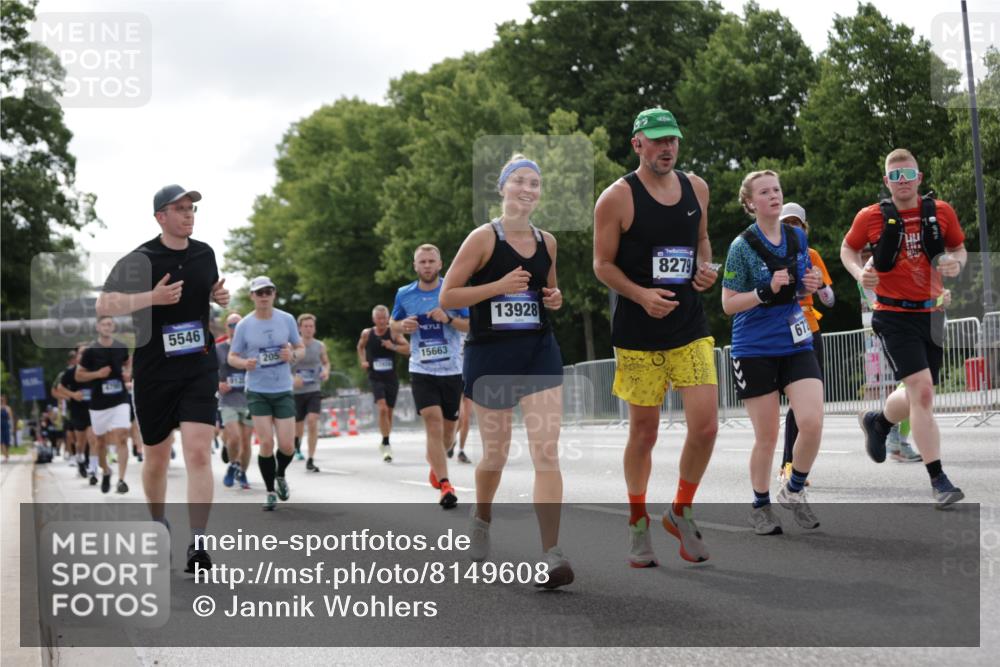 29.06.2025 - hella hamburg halbmarathon Jannik Wohlers http://msf.ph/oto/8149608 29.06.2025 10:13:08 Lombardsbrücke 1007, 1859, 2055, 2721, 2904, 3729, 4187, 4795, 4950, 5232, 5546, 6026, 6717, 6724, 7346, 7446, 7447, 7460, 7913, 8279, 9128, 9527, 9612, 12928, 12929, 13331, 13928, 15663, 16491, 17472, 17474, 18222, 18231, 19035 meine-sportfotos.de