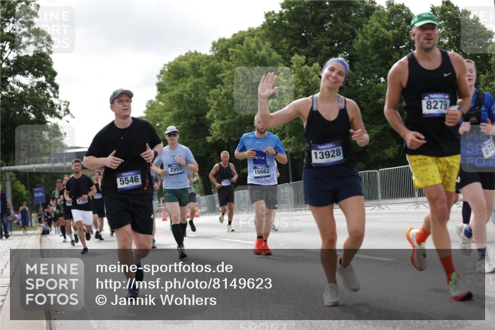 29.06.2025 - hella hamburg halbmarathon Jannik Wohlers http://msf.ph/oto/8149623 29.06.2025 10:13:08 Lombardsbrücke 1007, 1859, 2055, 2721, 2904, 3729, 4187, 4795, 4950, 5232, 5546, 6026, 6717, 6724, 7346, 7446, 7447, 7460, 7913, 8279, 9128, 9527, 9612, 12928, 12929, 13331, 13928, 15663, 16491, 17472, 17474, 18222, 18231, 19035 meine-sportfotos.de