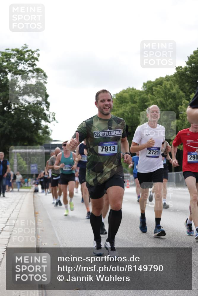 29.06.2025 - hella hamburg halbmarathon Jannik Wohlers http://msf.ph/oto/8149790 29.06.2025 10:13:15 Lombardsbrücke 1131, 2055, 2359, 2721, 2904, 2987, 4001, 4795, 4950, 5232, 5546, 5631, 5719, 6026, 6717, 6724, 7446, 7447, 7462, 7913, 8279, 9128, 9612, 9631, 10977, 12313, 12797, 12928, 12929, 13331, 13928, 15085, 15663, 16491, 17472, 18222, 18231, 19190 meine-sportfotos.de