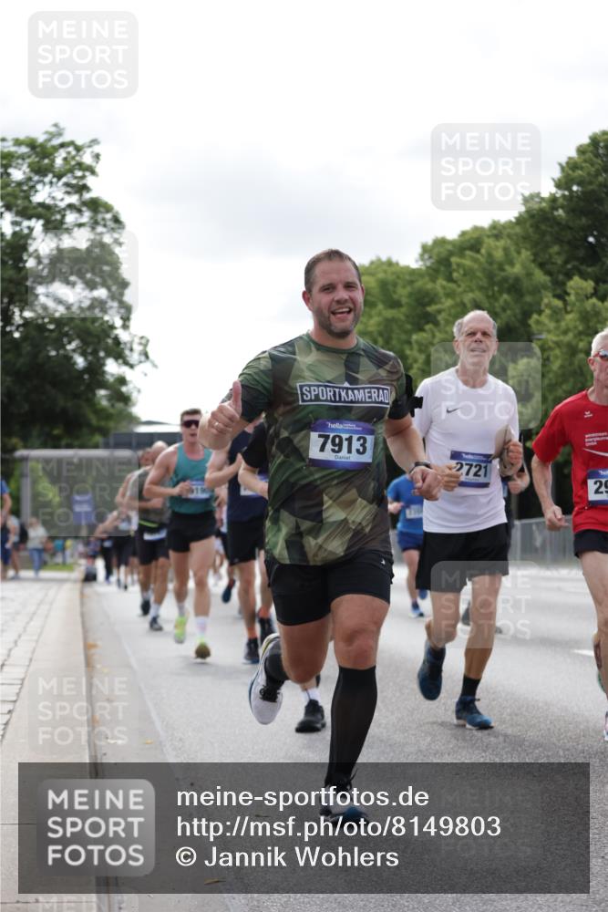 29.06.2025 - hella hamburg halbmarathon Jannik Wohlers http://msf.ph/oto/8149803 29.06.2025 10:13:15 Lombardsbrücke 1131, 2055, 2359, 2721, 2904, 2987, 4001, 4795, 4950, 5232, 5546, 5631, 5719, 6026, 6717, 6724, 7446, 7447, 7462, 7913, 8279, 9128, 9612, 9631, 10977, 12313, 12797, 12928, 12929, 13331, 13928, 15085, 15663, 16491, 17472, 18222, 18231, 19190 meine-sportfotos.de