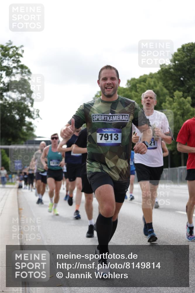29.06.2025 - hella hamburg halbmarathon Jannik Wohlers http://msf.ph/oto/8149814 29.06.2025 10:13:16 Lombardsbrücke 1131, 2055, 2359, 2721, 2904, 2987, 4001, 4795, 4950, 5232, 5546, 5631, 5719, 6026, 6717, 6724, 7446, 7447, 7462, 7913, 8279, 8673, 9128, 9612, 9631, 10977, 12313, 12797, 12928, 12929, 13331, 13928, 15085, 15663, 16491, 17472, 18231, 19190 meine-sportfotos.de