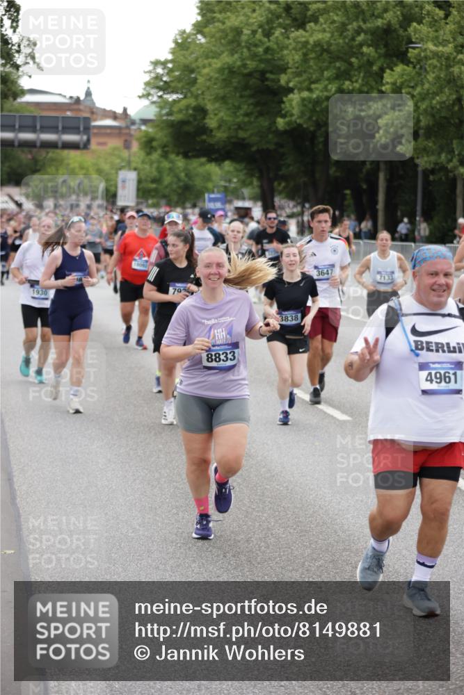 29.06.2025 - hella hamburg halbmarathon Jannik Wohlers http://msf.ph/oto/8149881 29.06.2025 10:50:17 Lombardsbrücke 1930, 2200, 3184, 3229, 3647, 3838, 4642, 4695, 4771, 4961, 5131, 6178, 7133, 7161, 7505, 7938, 8200, 8833, 8834, 9096, 9168, 9933, 10437, 10744, 12392, 12393, 14762, 15017, 15105, 15416, 15467, 16501, 16593, 17337, 17648, 17790, 18067, 18092, 18483 meine-sportfotos.de