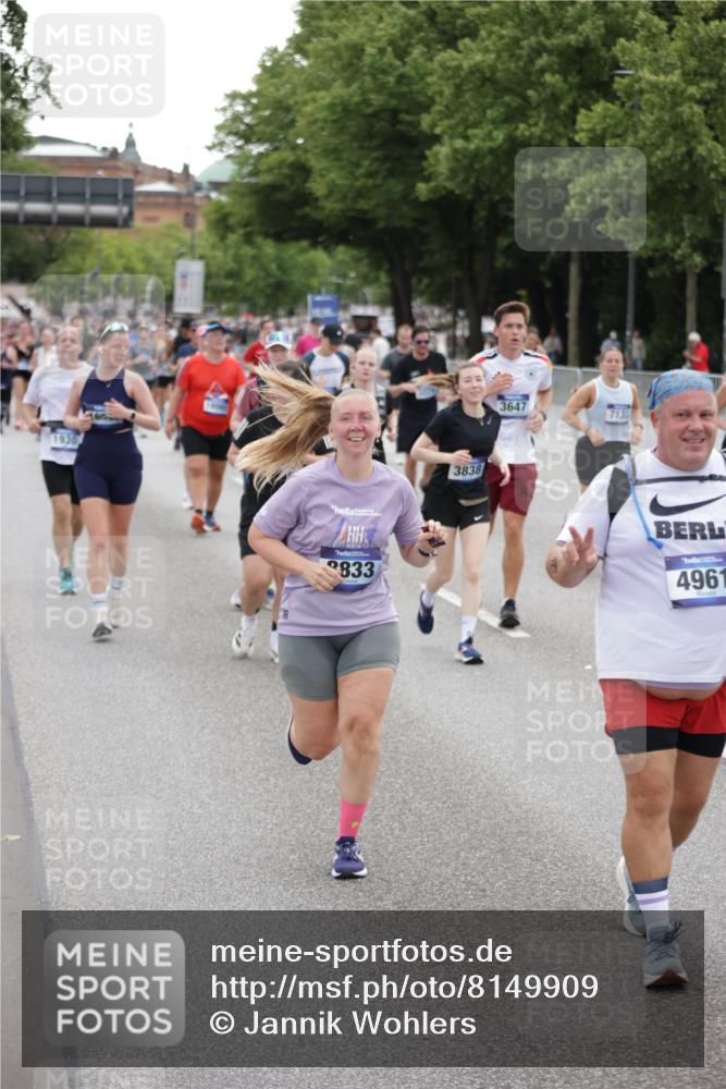 29.06.2025 - hella hamburg halbmarathon Jannik Wohlers http://msf.ph/oto/8149909 29.06.2025 10:50:17 Lombardsbrücke 1930, 2200, 3184, 3229, 3647, 3838, 4642, 4695, 4771, 4961, 5131, 6178, 7133, 7161, 7505, 7938, 8200, 8833, 8834, 9096, 9168, 9933, 10437, 10744, 12392, 12393, 14762, 15017, 15105, 15416, 15467, 16501, 16593, 17337, 17648, 17790, 18067, 18092, 18483 meine-sportfotos.de
