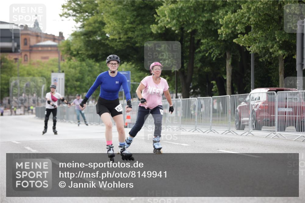 29.06.2025 - hella hamburg halbmarathon Jannik Wohlers http://msf.ph/oto/8149941 29.06.2025 09:15:05 Lombardsbrücke  meine-sportfotos.de