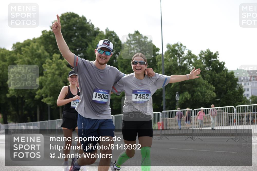 29.06.2025 - hella hamburg halbmarathon Jannik Wohlers http://msf.ph/oto/8149992 29.06.2025 10:13:24 Lombardsbrücke 1131, 1480, 2359, 2721, 2904, 2987, 4001, 4795, 5232, 5631, 5719, 6026, 6710, 6717, 7462, 7913, 8673, 9128, 9631, 10442, 10443, 10977, 11441, 12313, 12797, 12928, 12929, 15085, 15482, 15721, 15722, 16491, 17472, 17985, 19190 meine-sportfotos.de