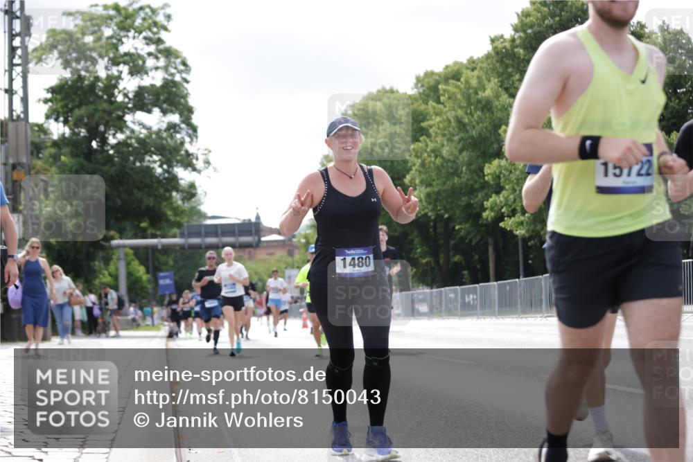 29.06.2025 - hella hamburg halbmarathon Jannik Wohlers http://msf.ph/oto/8150043 29.06.2025 10:13:30 Lombardsbrücke 1131, 1480, 2359, 2987, 4001, 4962, 5631, 5719, 6710, 7462, 8673, 9631, 10442, 10443, 10977, 11441, 11987, 12313, 12797, 15085, 15482, 15721, 15722, 17439, 17985, 18041, 19190 meine-sportfotos.de
