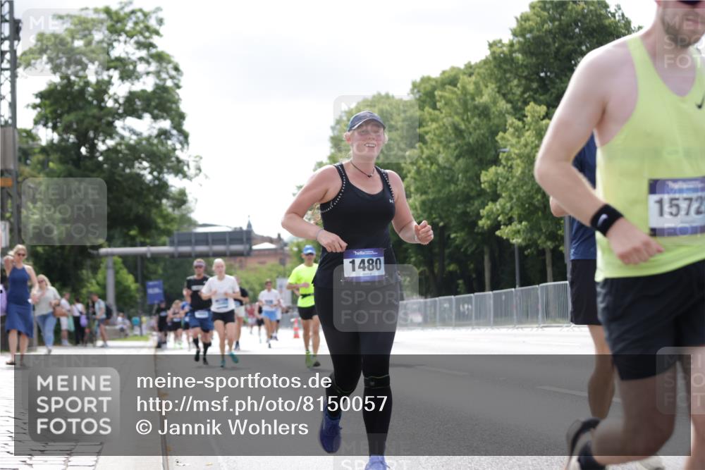 29.06.2025 - hella hamburg halbmarathon Jannik Wohlers http://msf.ph/oto/8150057 29.06.2025 10:13:30 Lombardsbrücke 1131, 1480, 2359, 2987, 4001, 4962, 5631, 5719, 6710, 7462, 8673, 9631, 10442, 10443, 10977, 11441, 11987, 12313, 12797, 15085, 15482, 15721, 15722, 17439, 17985, 18041, 19190 meine-sportfotos.de