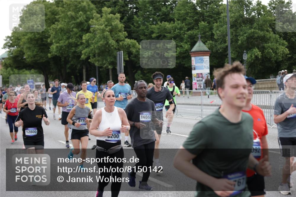 29.06.2025 - hella hamburg halbmarathon Jannik Wohlers http://msf.ph/oto/8150142 29.06.2025 10:50:30 Lombardsbrücke 1129, 1208, 1930, 2200, 2358, 2859, 3184, 3229, 3647, 4771, 4848, 5286, 5289, 6178, 7133, 7141, 7161, 7825, 8200, 8779, 8986, 9168, 10029, 10437, 10552, 10614, 10636, 11052, 11577, 12392, 12393, 12800, 13468, 13522, 13981, 14010, 14534, 14640, 14767, 14773, 15250, 15464, 16500, 16501, 16553, 16727, 16729, 16904, 17295, 17337, 17648, 17735 meine-sportfotos.de